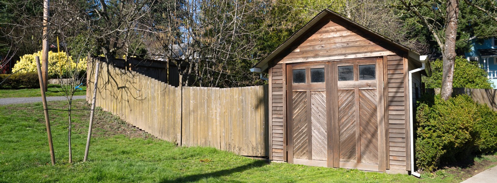 pjd_wooden-shed-260227-p1002882_h.jpg
