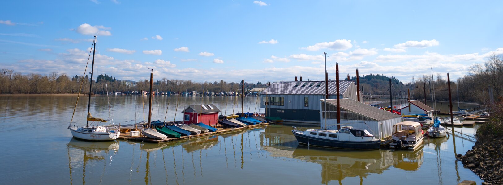 pjd_willamette-river-marina-portland-or-260302-p1002897_h.jpg